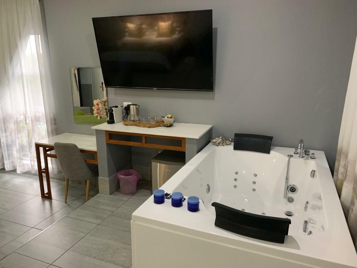 Ecolux Mozambique Hotel Marracuene Ngoại thất bức ảnh